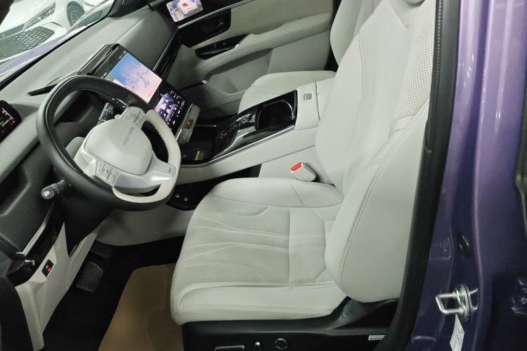 Used Honda P7 2025 Four-Wheel Drive Long-Range Max Left Front Seat