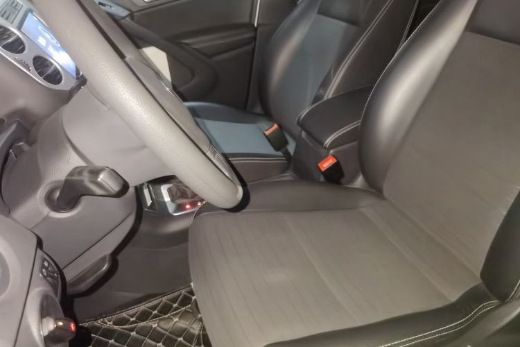 Used Volkswagen Tiguan 2017 300TSI Automatic Two-Wheel Drive Silk Road Luxury Edition Left Front Seat