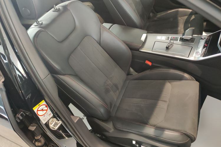 Used Audi A6L 2024 45 TFSI Prestige Dynamic Edition Right Front Seat