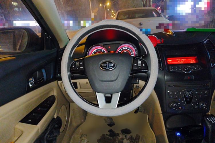 Used Bestune B50 2013 1.6L manual luxury version Steering Wheel