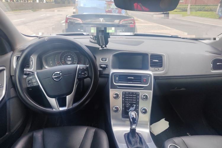 Used Volvo S60 2019 S60L Facelift T5 Intelligent Advanced Edition