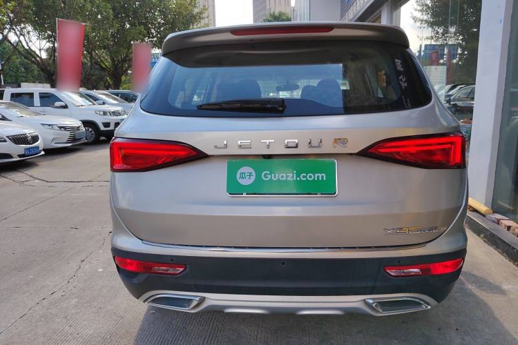 Used JETOUR X90 2019 1.5T Manual Enjoyment Model 6 Seats China V Emission Standard
