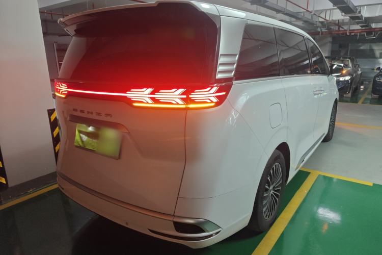 Used Denza D9 2022 DM-i 1040 Prestige Model Rear Right 45 Deg