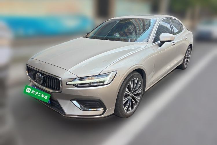 Used Volvo S60 2025 B4 Zhiyuan Luxury Edition Guazi used car, China used car export, Used car for sale, Used cars, Cheapest cars for sale