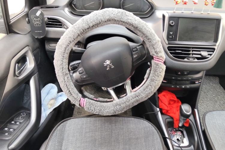 Used Peugeot 2008 2014 1.6L Automatic Navigation Edition Steering Wheel