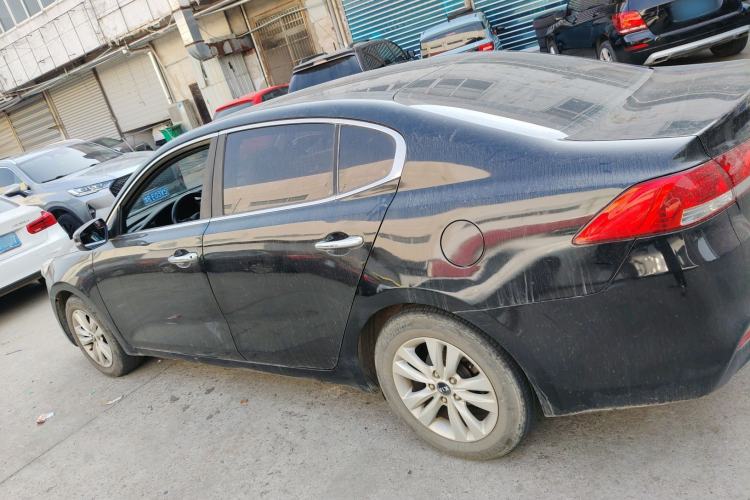 Used Kia K4 2014 1.8L Automatic GLS
