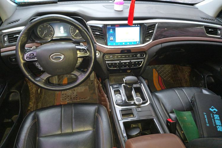 Used GAC Trumpchi GS8 2017 320T Two-Wheel Drive Luxury Smart Connectivity Version (7 Seats)
