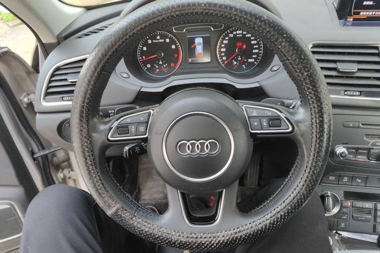 Used Audi Q3 2013 40 TFSI quattro Luxury Model
