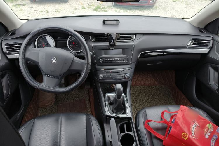 Used Peugeot 408 2014 1.8L Manual Leading Edition
