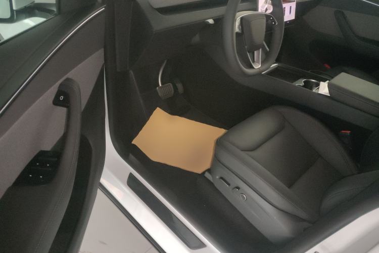 Used Tesla Model Y 2026 Rear-Drive Model