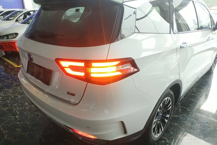 Used TRAUM S70 2018 1.5T Automatic Luxury Sporty 7-Seater