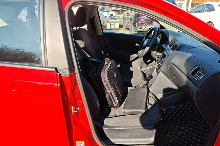 Used Volkswagen Polo 2014 1.4L Automatic Comfort Edition
