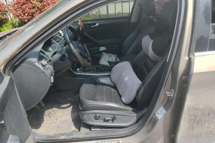 Used Volkswagen Passat 2017 280TSI DSG Luxury Edition
