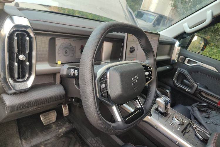 Used JETOUR Traveler 2025 2.0TD DCT XWD Cross-country