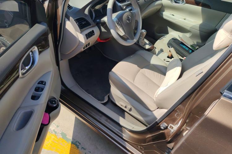 Used Nissan Sylphy 2012 1.8XL Manual Luxury Edition