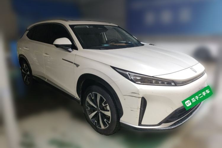 Used Roewe D5X DMH 2024 135 Tech Edition Front Right 45 Deg