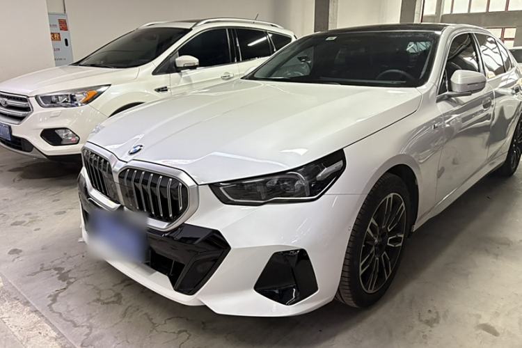 Used BMW 5 Series 2025 525Li M Sport Package
