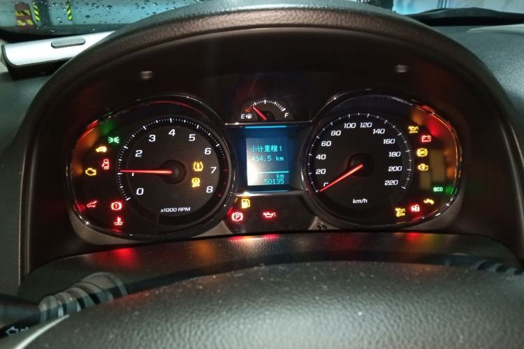 Used Chevrolet Captiva 2017 2.4L 4x4 Flagship Edition 7-Seater Instrument Cluster