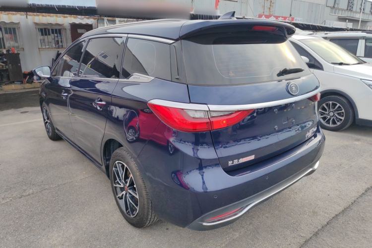 Used BYD Song MAX 2017 1.5T Automatic Smart Connect Elite 7-Seater
