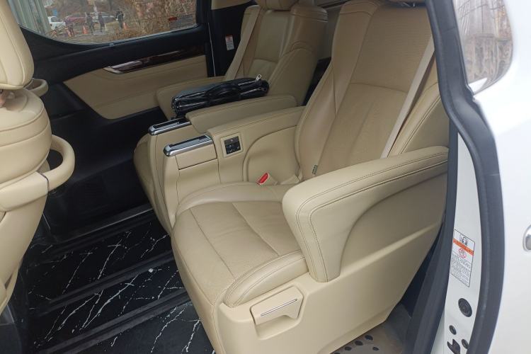 Used Toyota Alphard 2019 Dual-Engine 2.5L Luxury Edition