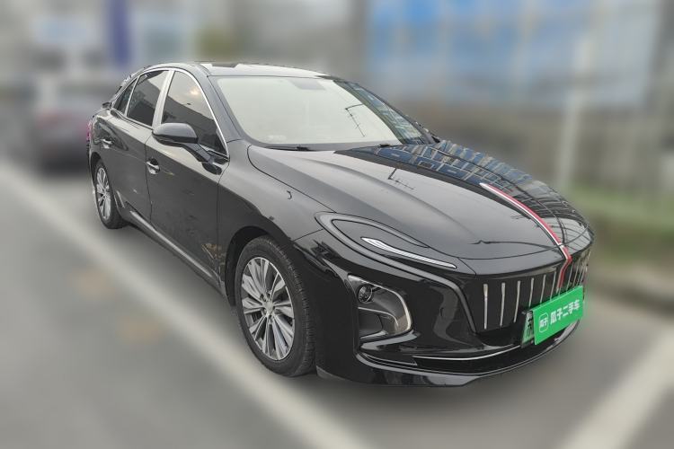 Used Hongqi E-QM5 2023 620km PLUS Front Right 45 Deg