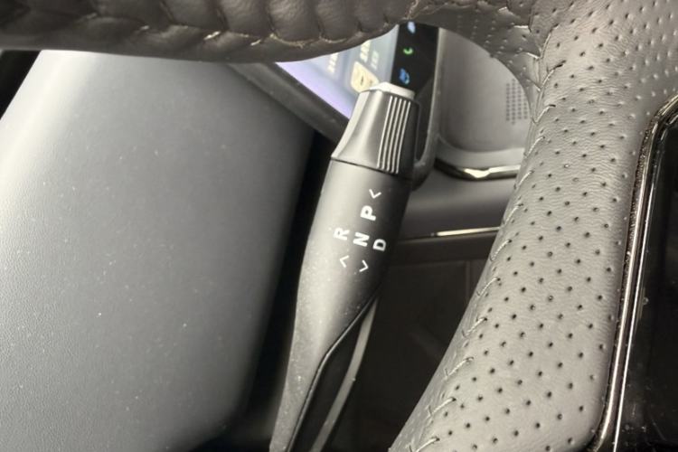 Used VOYAH COURAGE 2024 Long-Range Supercharge Edition Gear Lever