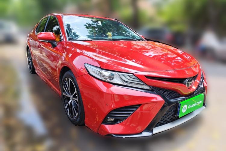 Used Toyota Camry 2018 2.0S FENGSHANG Edition
