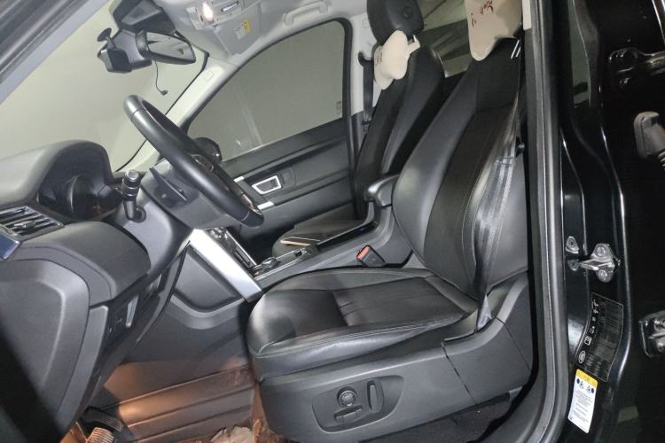 Used Land Rover Discovery Sport 2018 240 PS SE Version
