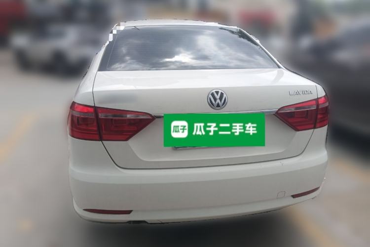 Used Volkswagen Lavida 2013 Revised Classic 1.6L Automatic Fashion Edition
