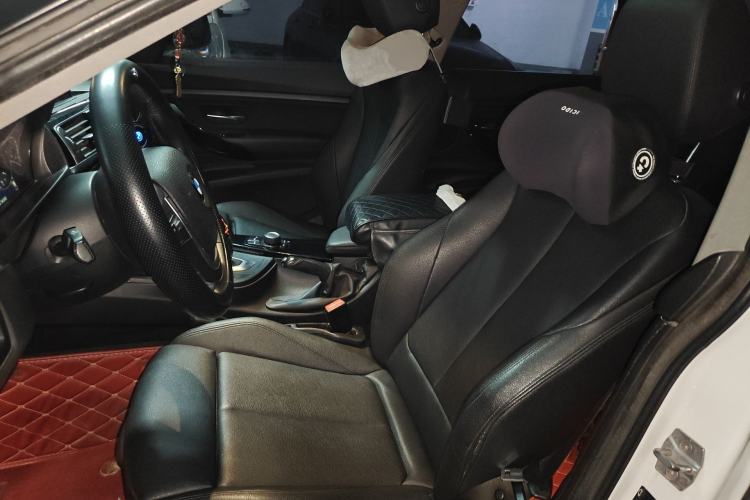 Used BMW 3 Series GT 2018 320i Sport Edition Left Front Seat