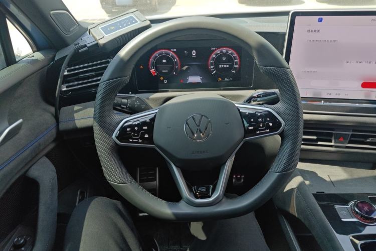 Used Volkswagen Tiguan L 2024 PRO 380TSI Four-Wheel Drive R-Line Prestige Edition Steering Wheel