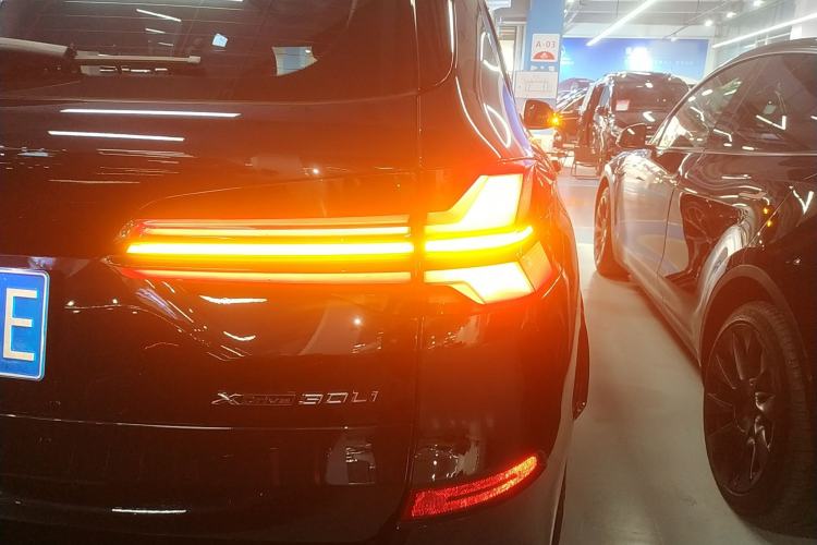 Used BMW X5 2023 xDrive 30Li Luxury M Sport Night Edition Package