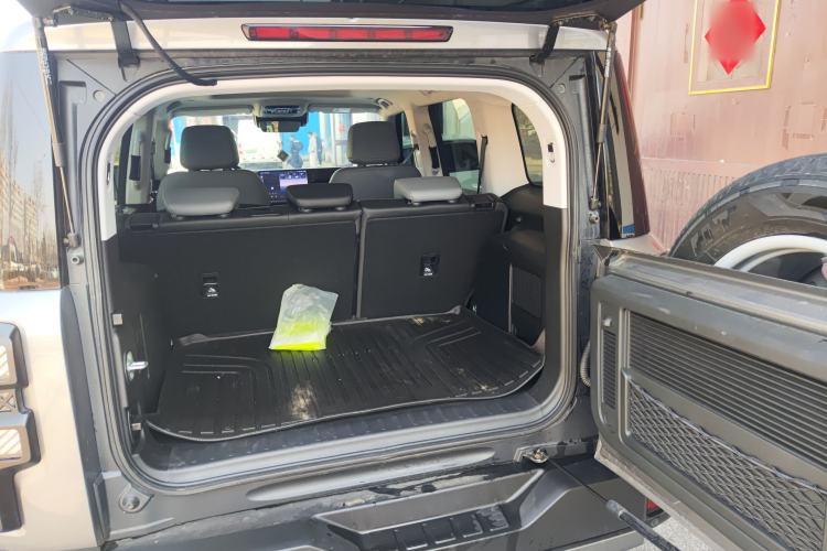 Used BAIC Off-Road BJ40 Electric Drive 2025 Standard Edition Trunk