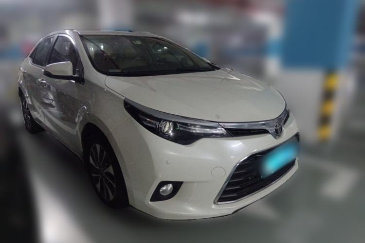 Used Toyota Levin 2015 1.8GS CVT Orange Limited Edition Front Right 45 Deg