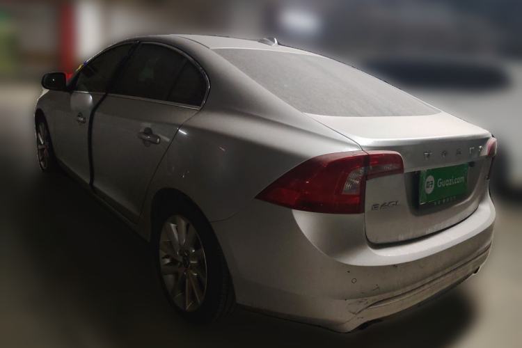 Used Volvo S60 2014 S60L 2.0T Zhiyuan Edition
