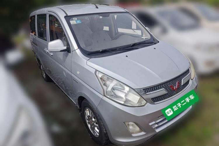 Used Wuling Rongguang V 2018 1.5L Standard Version Front Right 45 Deg
