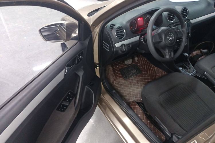 Used Volkswagen Jetta 2015 1.6L Automatic Comfort Model