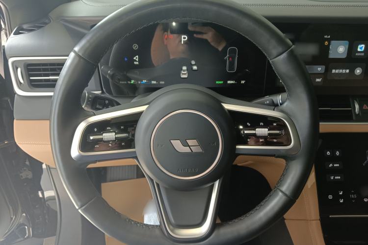 Used Li Auto ONE 2021 Extended-Range 6-Seater Version Steering Wheel
