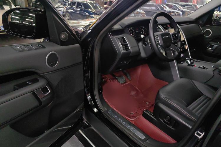 Used Land Rover Discovery 2024 360 PS S