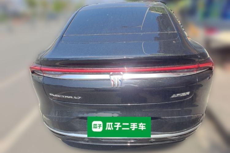 Used Buick L7 2025 Model Luxury Edition