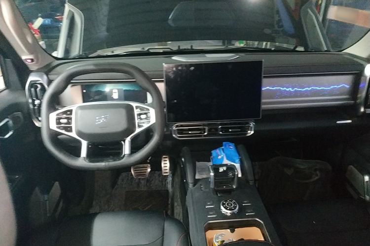 Used JETOUR Traveler 2025 2.0TD DCT XWD Cross-country Center Console