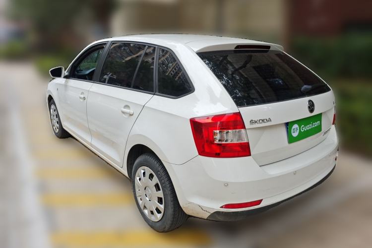 Used Skoda Rapid Spaceback 2016 Revised Version 1.4L Manual Front-Drive Edition
