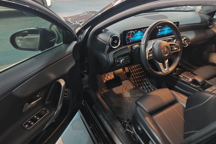 Used Mercedes-Benz A-Class 2020 Facelift A 180 L Sport Sedan Special Configuration Driver Seat