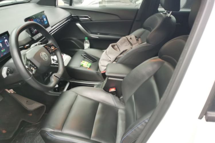 Used MG 4 EV 2022 425 km Luxury Edition