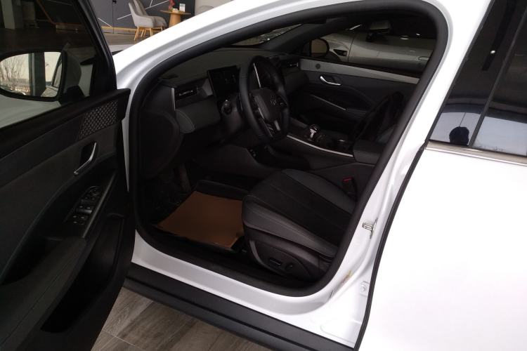 Used BYD Qin PLUS 2025 DM-i Smart Drive 120KM Superior Model