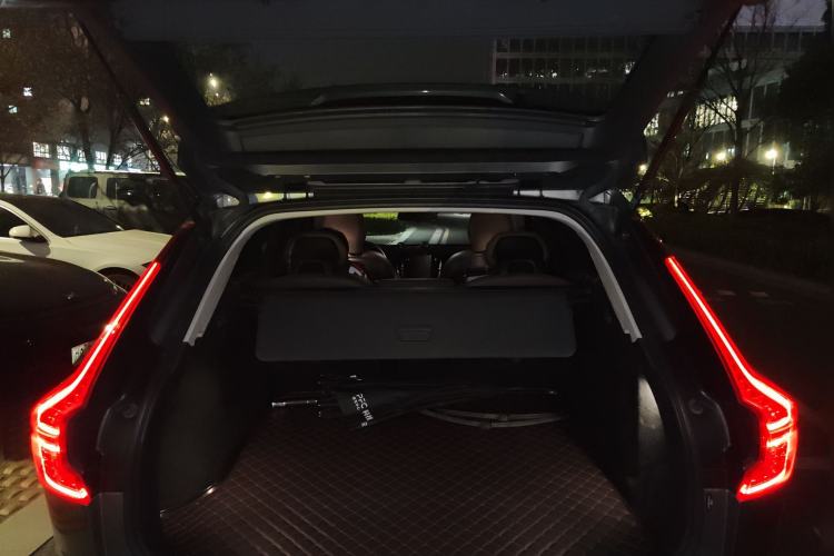 Used Volvo XC60 2019 T5 4x4 Smart Edition China VI Standard