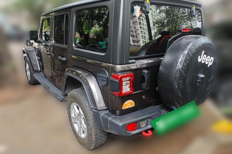 Used Jeep Wrangler 2019 2.0T Sahara Four-Door Version China VI Emission Standard
