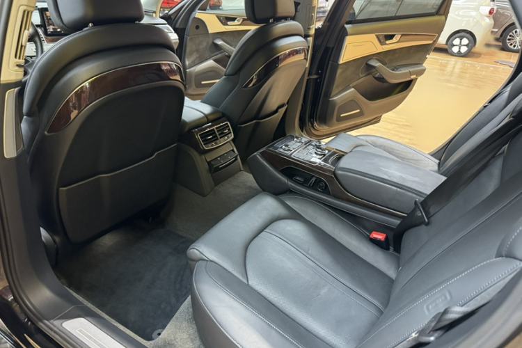 Used Audi A8 2016 A8L 45 TFSI quattro Luxury Edition Interior 3