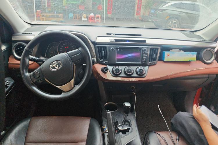 Used Toyota RAV4 2013 2.0L CVT Two-Wheel Drive Urban Edition