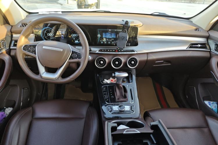 Used Leopaard Mattu 2018 1.6T GDI DCT Elite Model Center Console